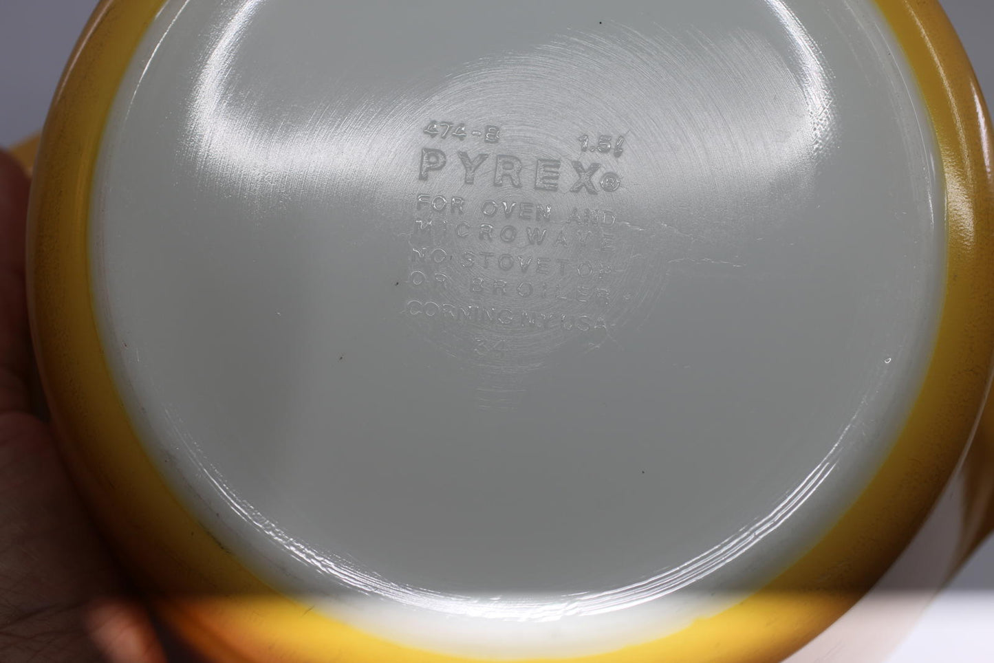 Vintage PYREX Casserole Dish 472-B BUTTERFLY Yellow NO LID