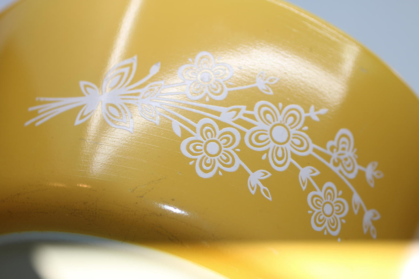 Vintage PYREX Casserole Dish 472-B BUTTERFLY Yellow NO LID
