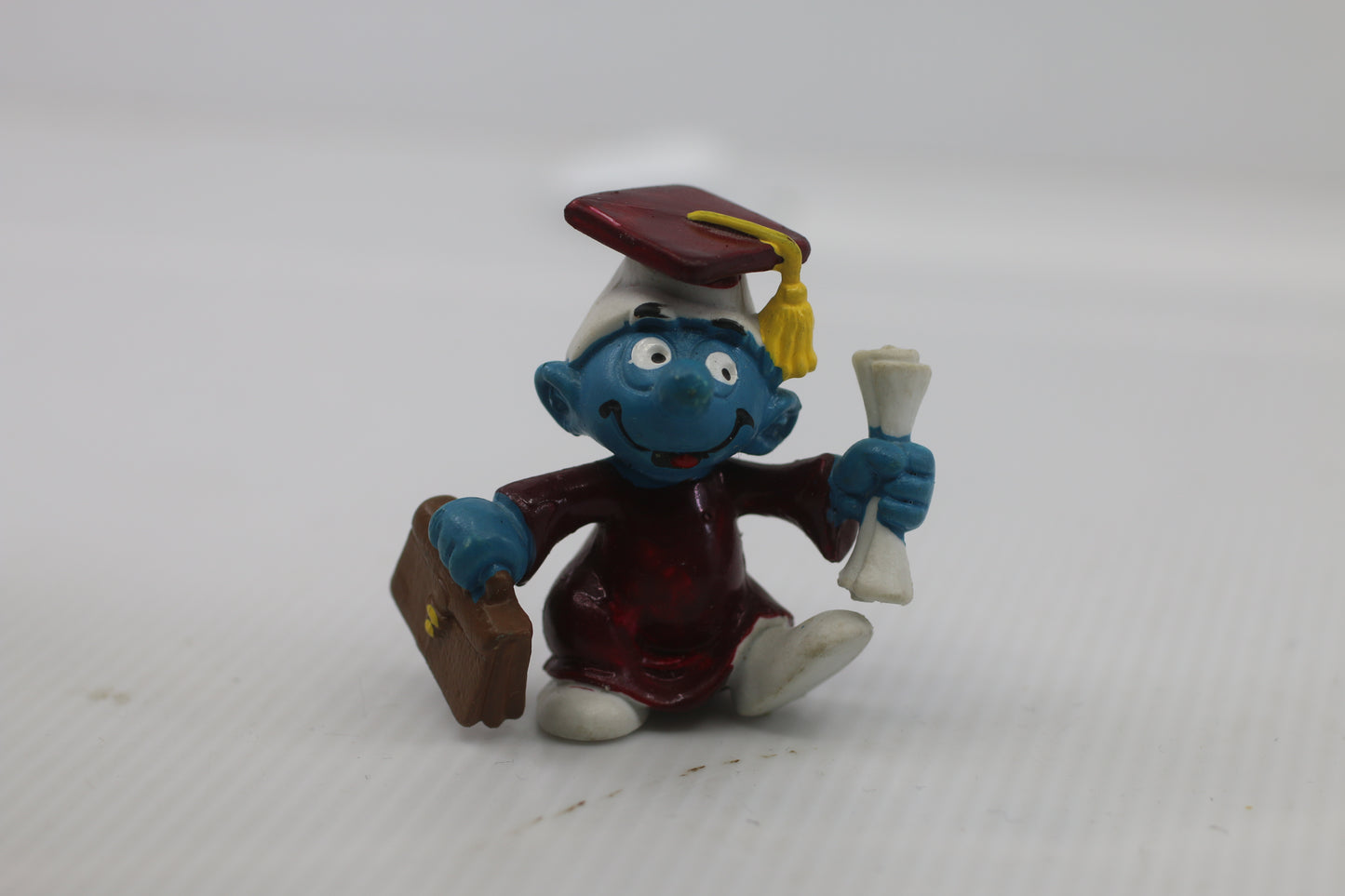 PEYO SCHLEICH VTG 1981 SMURFS # 20130 BROWN GRADUATE SMURF PVC FIGURINE #2