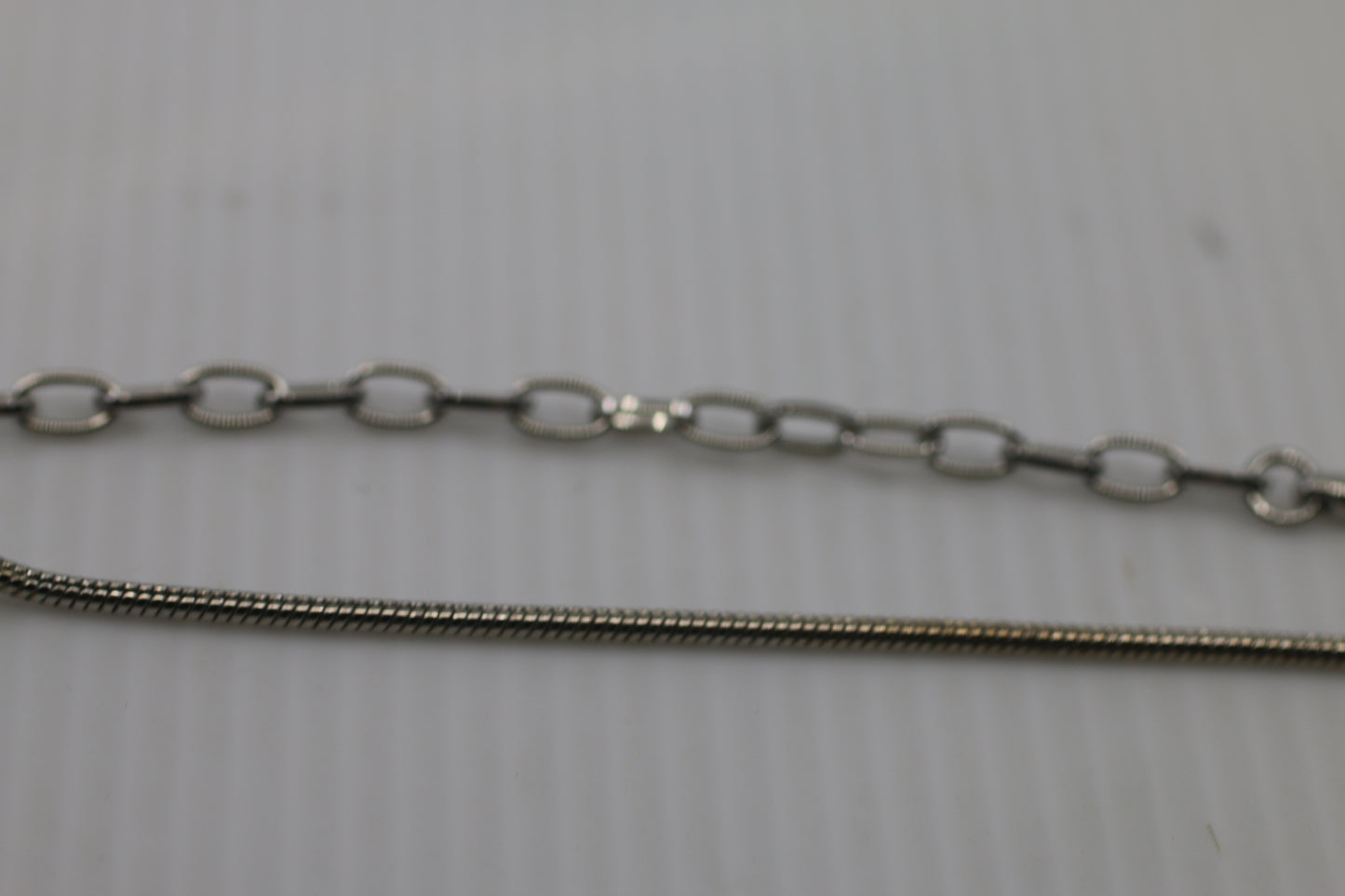 Vintage SPOUTNIK Silver Tone Snake Chain Necklace w/ Extender – Minimalist Retro Jewelry