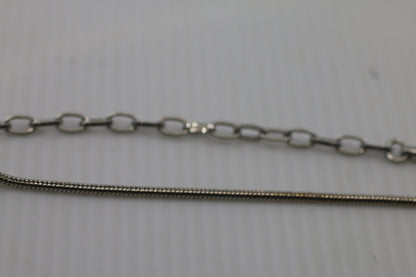 Vintage SPOUTNIK Silver Tone Snake Chain Necklace w/ Extender – Minimalist Retro Jewelry