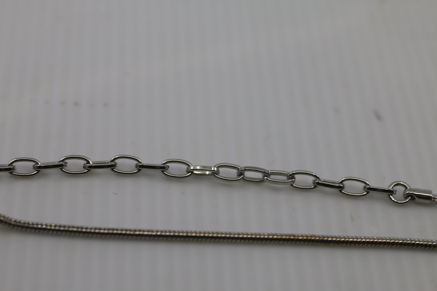 Vintage SPOUTNIK Silver Tone Snake Chain Necklace w/ Extender – Minimalist Retro Jewelry