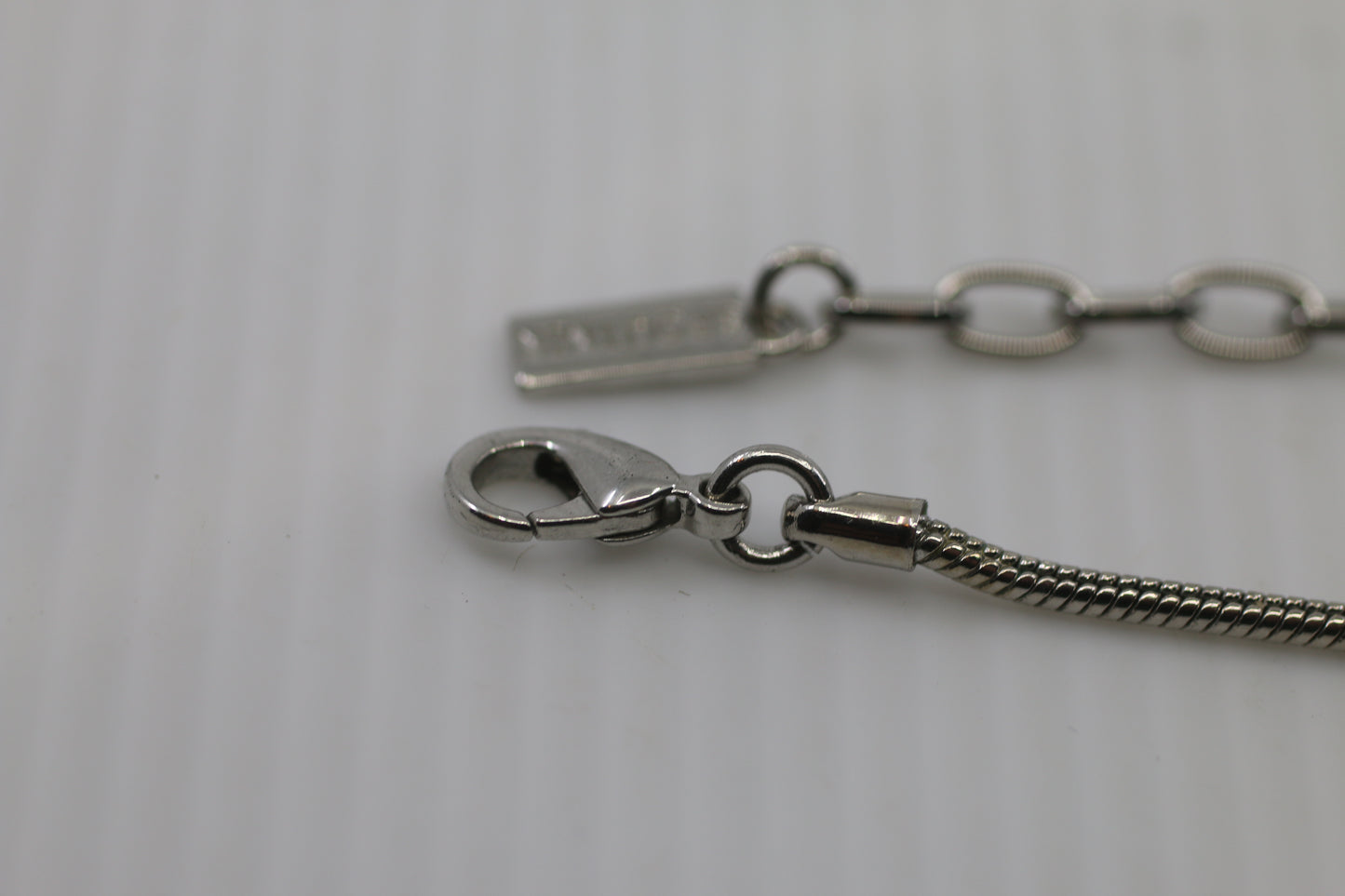 Vintage SPOUTNIK Silver Tone Snake Chain Necklace w/ Extender – Minimalist Retro Jewelry