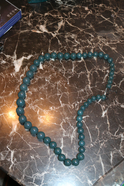 Vintage Big ball Turquoise blue beads necklace Adjustable 1960's style