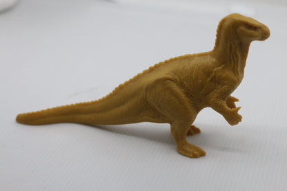 VINTAGE INVICTA BRITISH MUSEUM OF NATURAL HISTORY DINOSAUR FIGURE IGUANODON