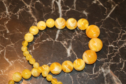 Vintage style Marbled egg yolk Resin beads handmade Necklace from 1960's