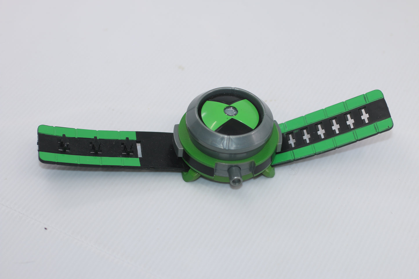 Ben 10 Omnitrix Toy Watch Green Black Electronic Role Play Accessory