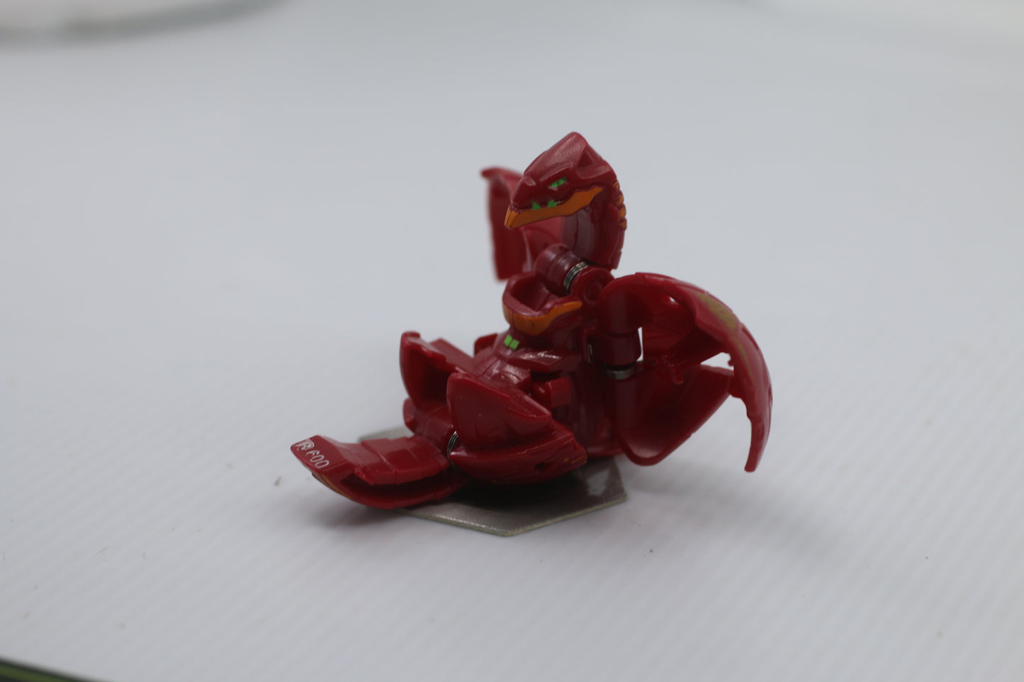 Bakugan Serpenteze Red Pyrus Battle Planet B600 Battle Brawlers figure