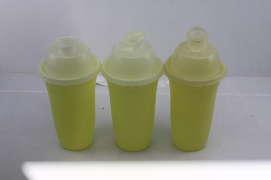 Vintage Tupperware Tumblers w/ Flip Top Lids Lime Green Set of 3