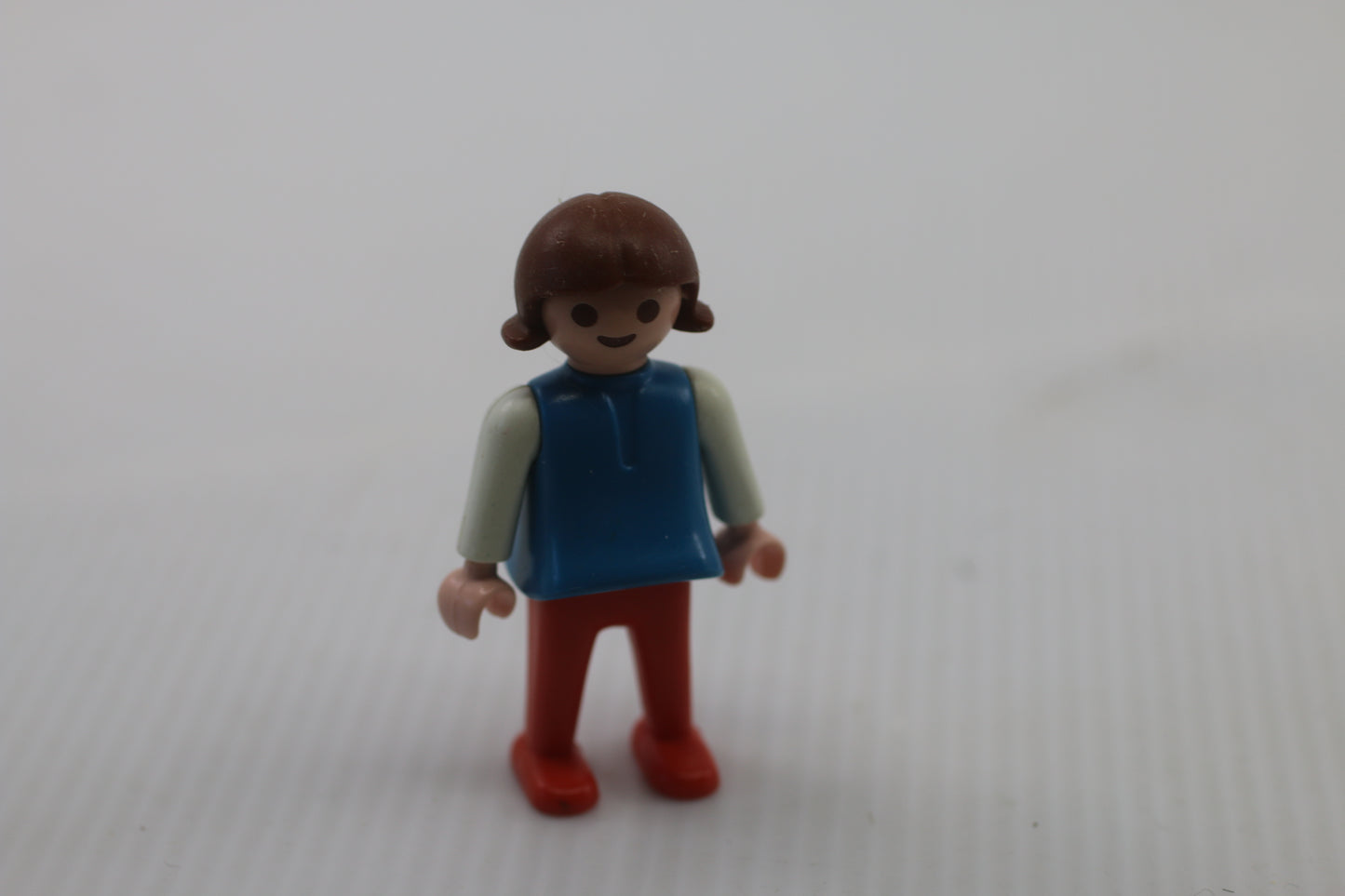 Playmobil (3205) child vintage - girl sweater blue & white red pants