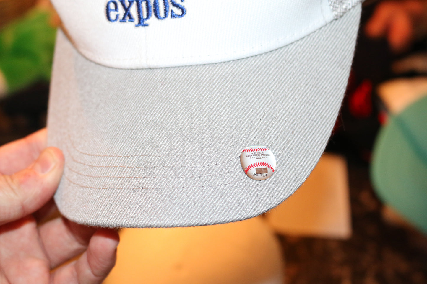 Men'S Mlb Montreal Expos Trucket Hat Adjustable Cap Coors Light