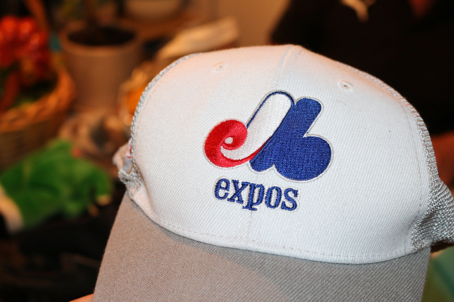 Men'S Mlb Montreal Expos Trucket Hat Adjustable Cap Coors Light