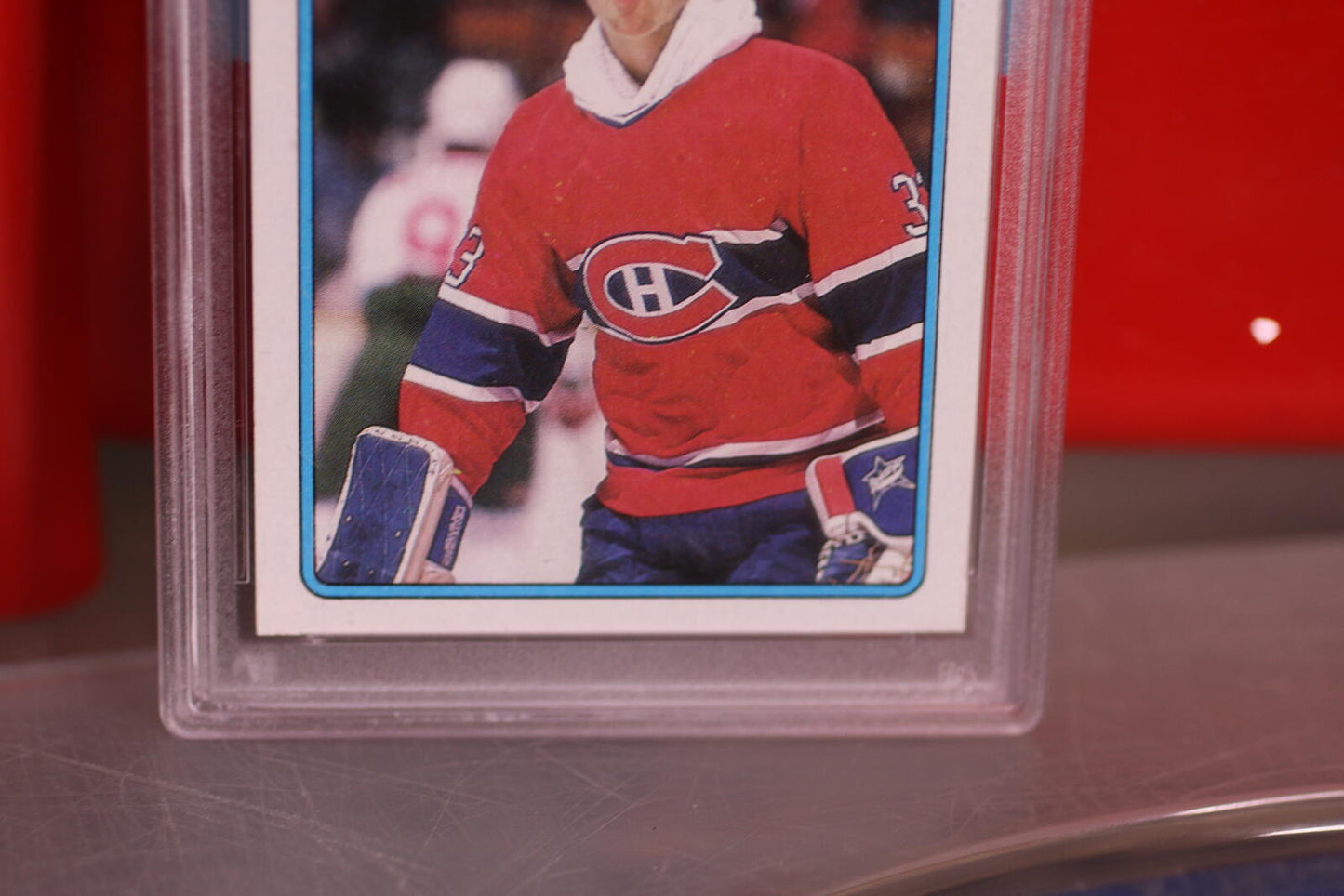 1988 Topps Goaler player Patrick Roy Hockey Card #116 PSA Mint 9