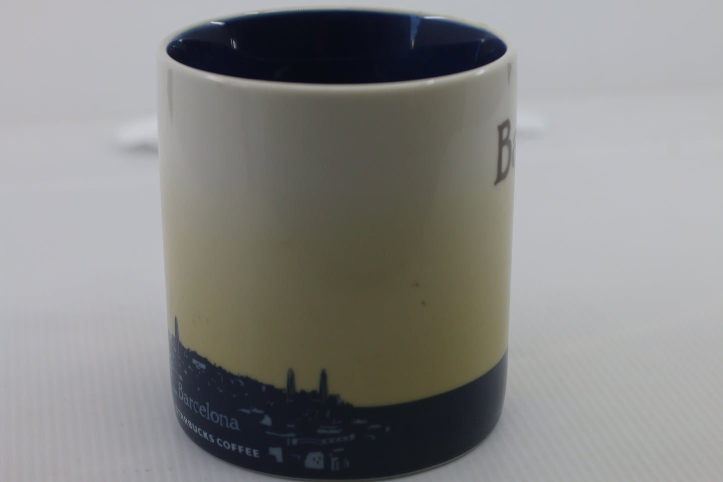 Starbucks Barcelona Global Icon Collectors Series Coffee Mug 2015 16 oz