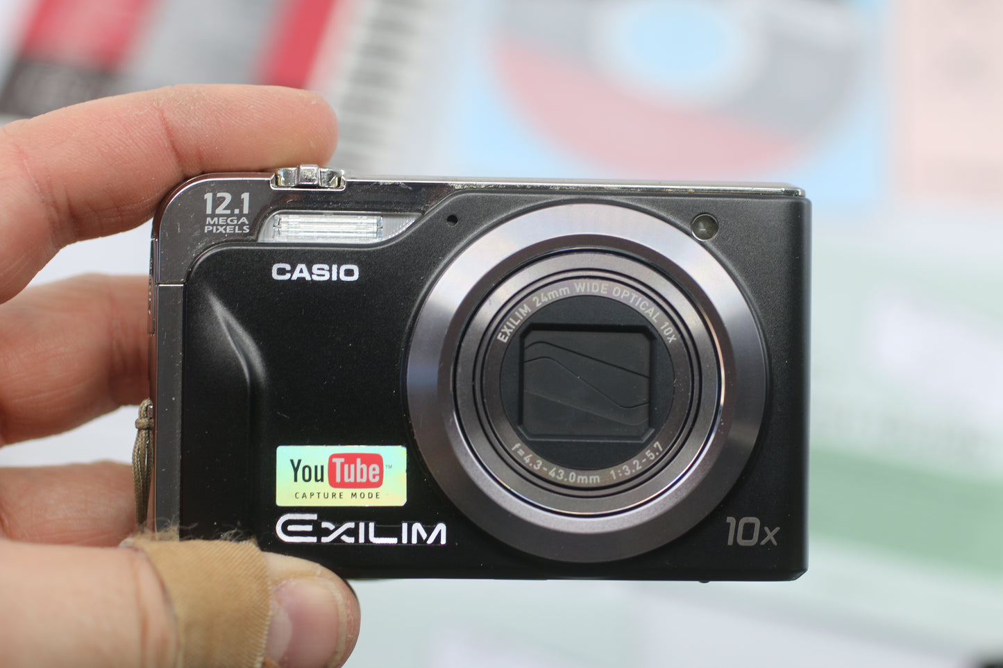Casio Exilim EX-H10 12.1MP Digital Camera Black Boxed Complete w/ Case SD Card