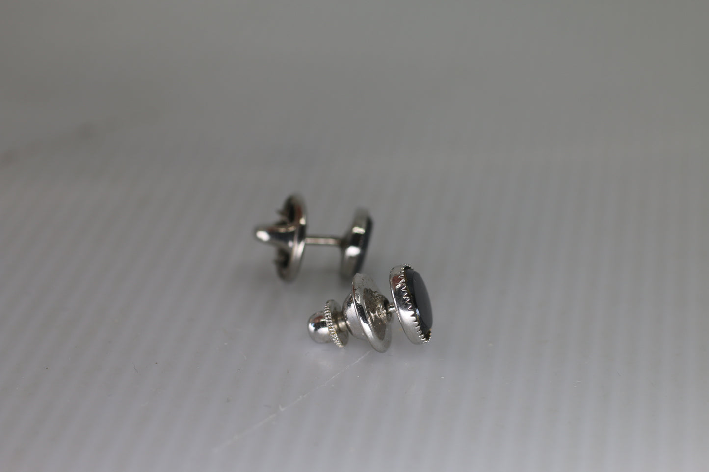 Vintage Silver-Tone Black Stone Cufflinks – Classic Round Design