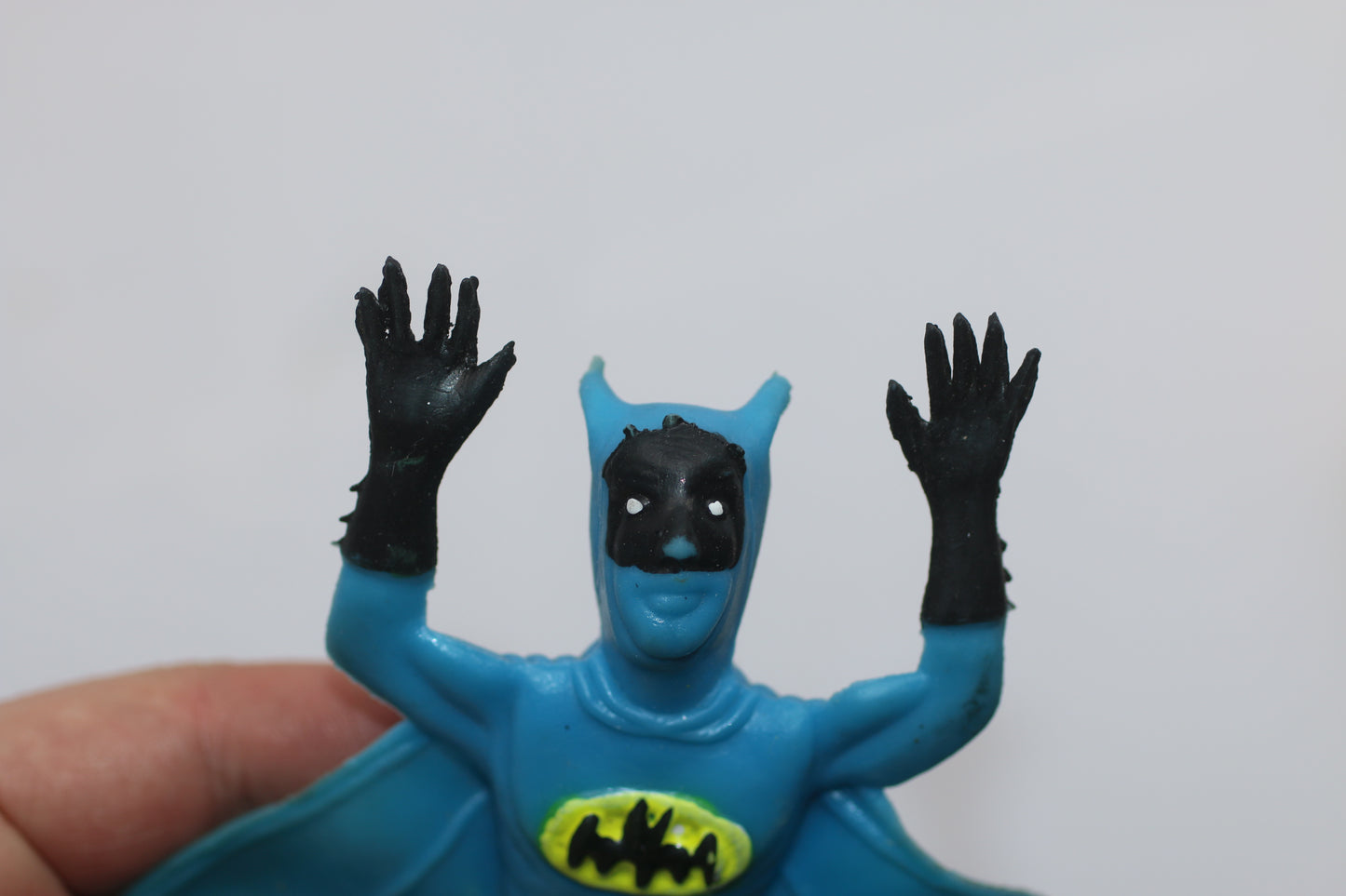 Vintage Batman Hanging Figure Blue Cape Rubber Toy – DC Comics – Made in China – 1970s–1980s