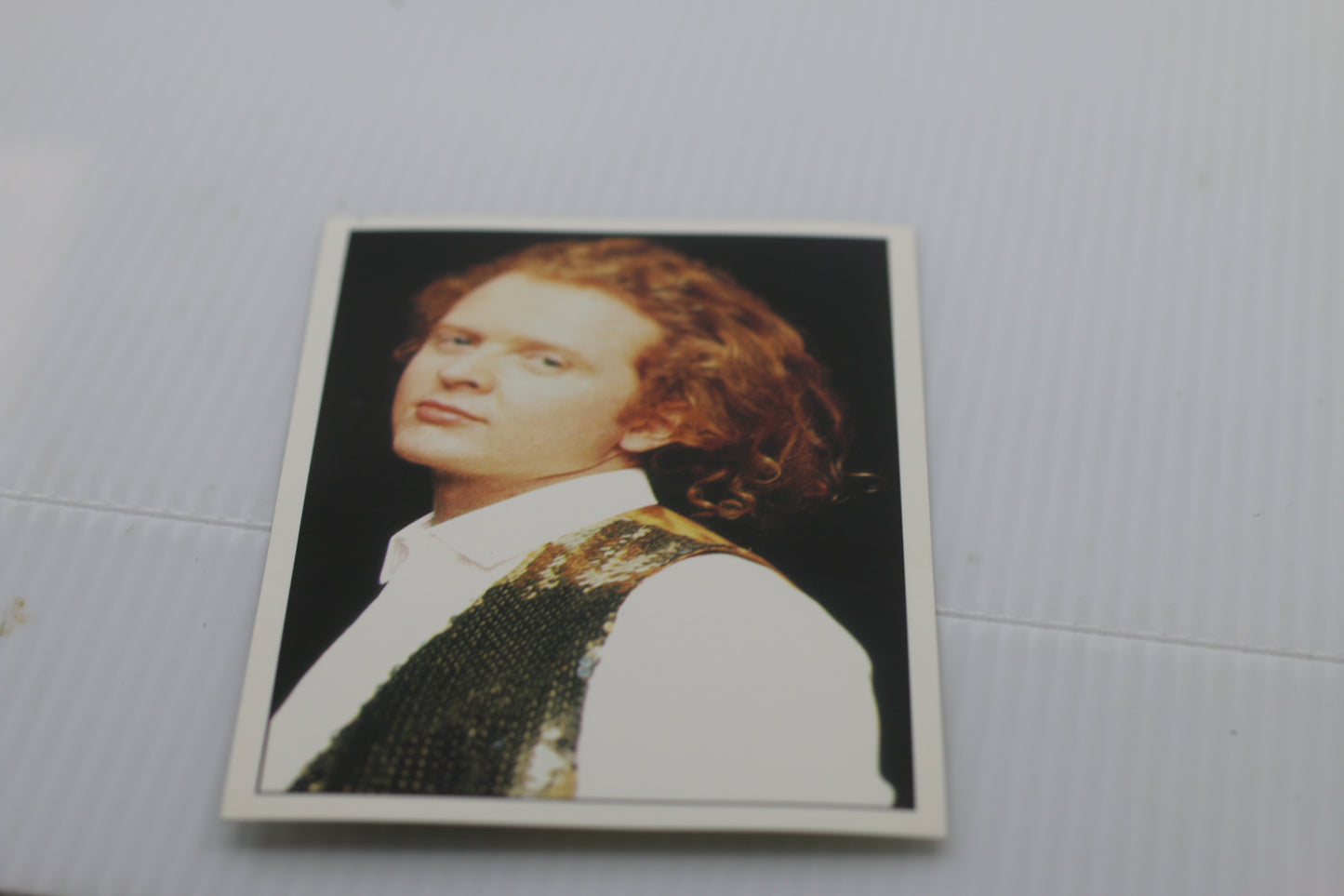 1990 Panini Fan Club Collection Pop Star Stickers Simply Red (#135) #4