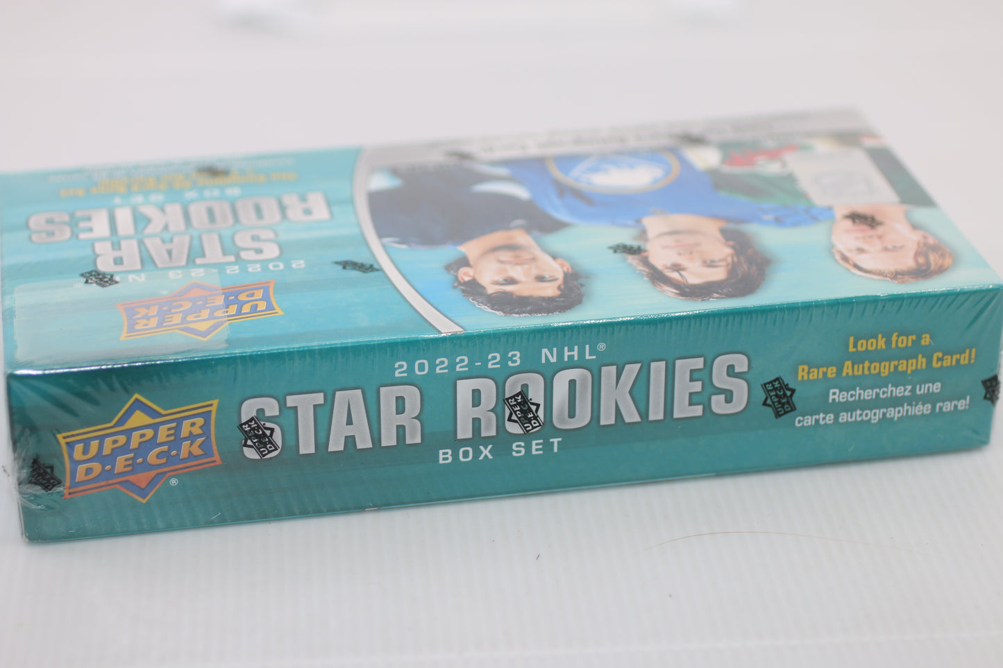 Upper Deck Jeu de cartes de hockey Star Rookies 2022-23 factory sealed box