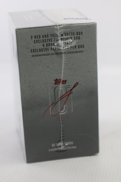 (1) 2024 TOPPS SIGNATURE CLASS VALUE BLASTER BOX (42 Cards) Football New QTY