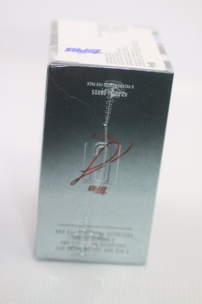 (1) 2024 TOPPS SIGNATURE CLASS VALUE BLASTER BOX (42 Cards) Football New QTY