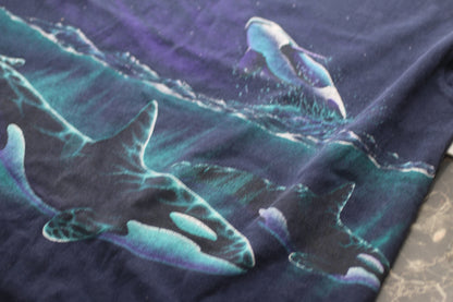 Vintage 90s sea world Gildan Size Medium Orcas T-Shirt