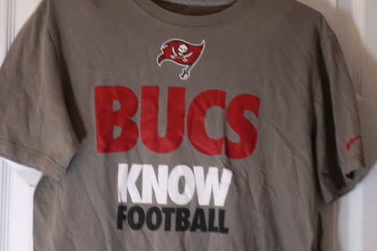 Tampa Bay Buccaneers T-Shirt Gray Size Medium