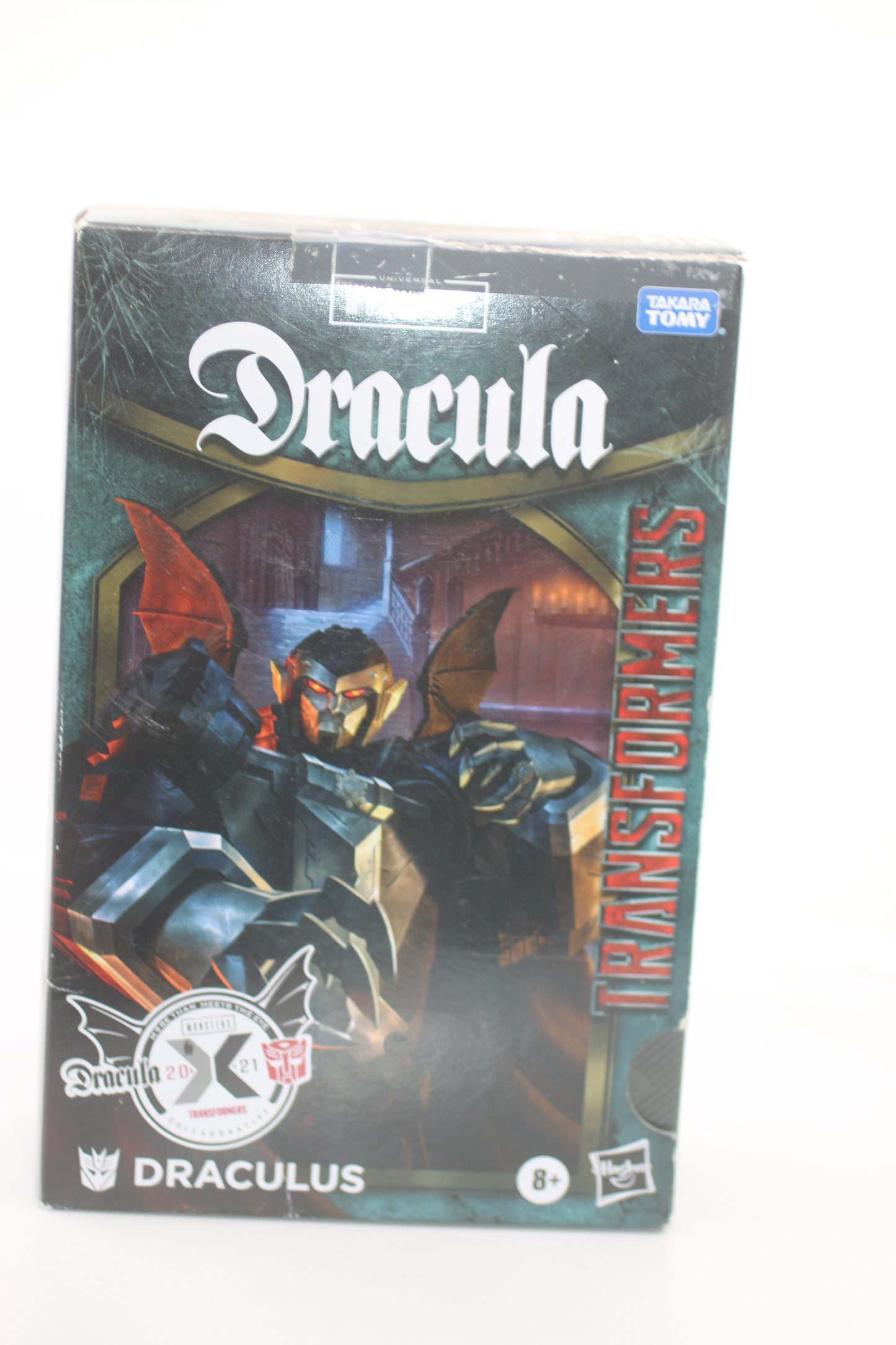 Transformers Collaborative: Universal Monsters Dracula Mash-Up Draculus