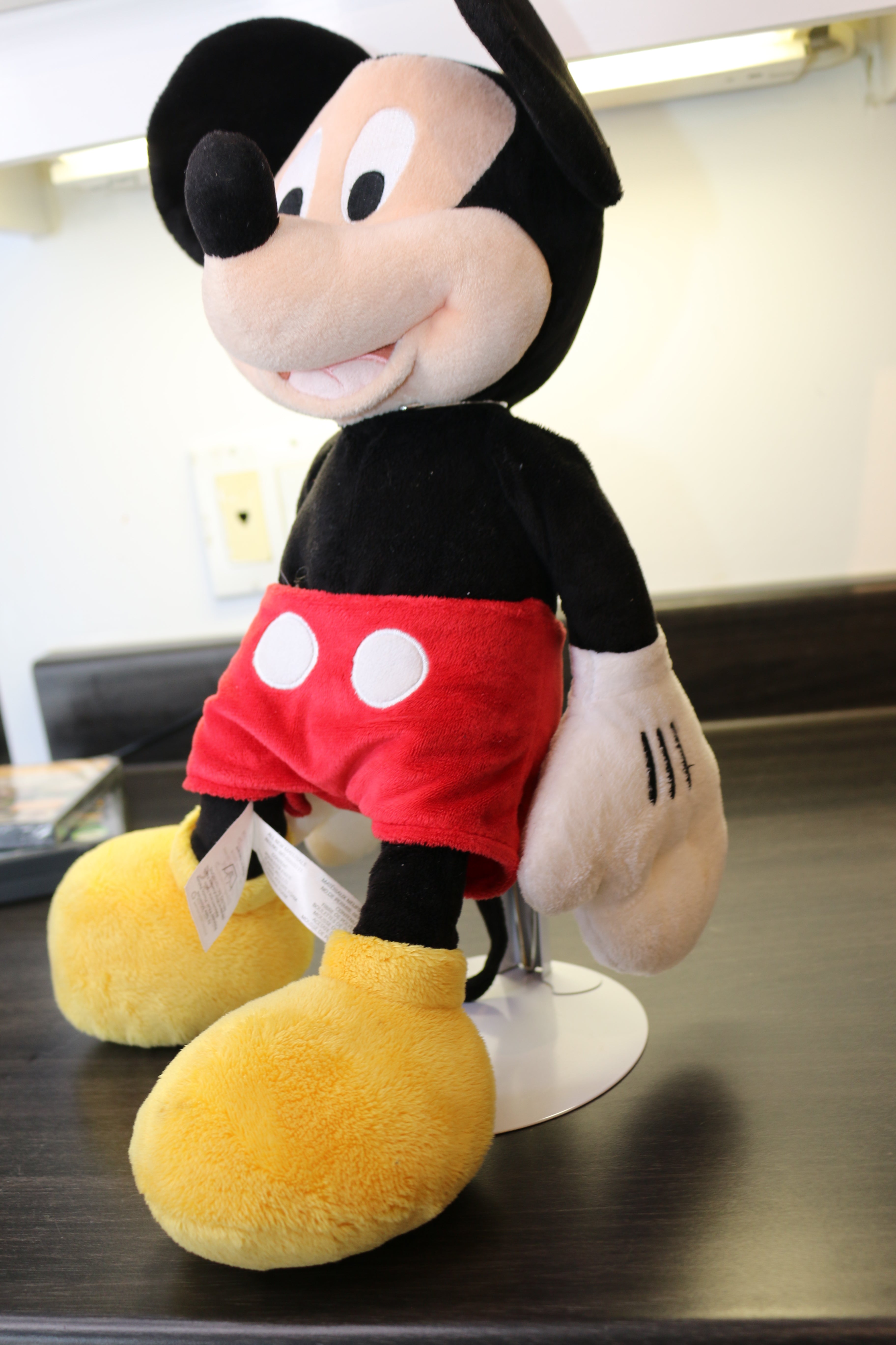 Big mickey sale mouse plush