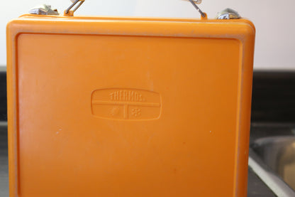 Vintage Vtg Lunch Box Vintage Plastic Bugs Bunny Canada Orange Variant