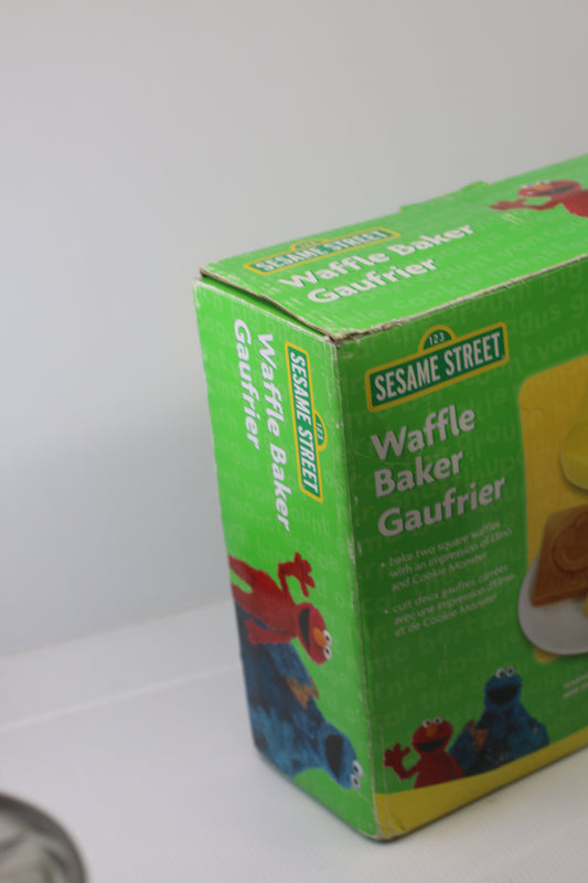 Vintage Sunbeam Popcorn Popper Sesame Street Waffle Baker Elmo Cookie Monster Electric Waffle Maker w/ BoxModel PM-1 Retro Electric USA (Copie)