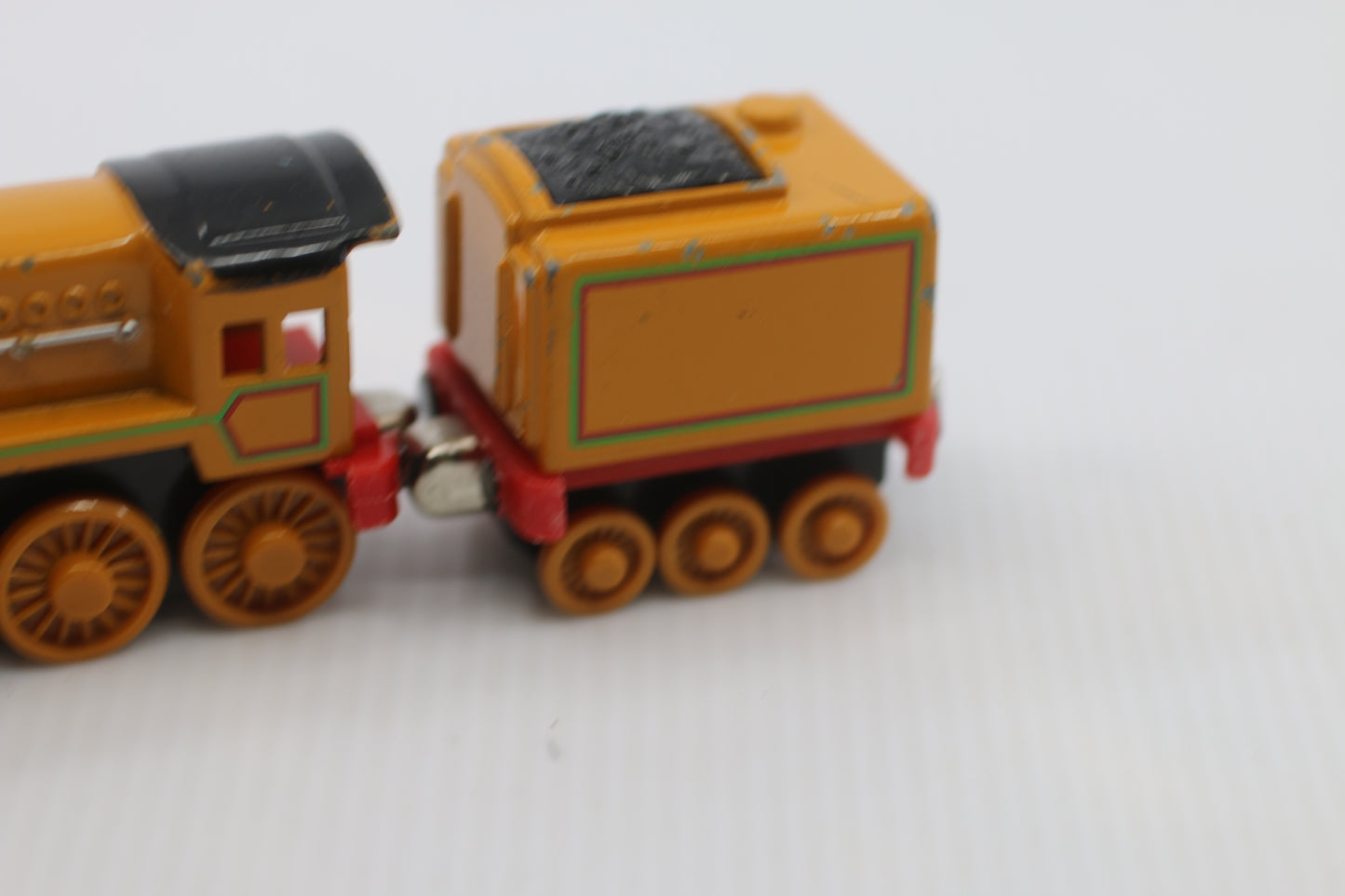 Vintage 2004 Murdoch Train & Tender Thomas & Friends Die Cast Train Engine