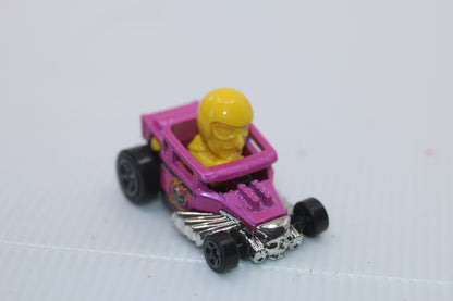 2020 Mattel Hot Wheels Tooned Best For Track Pink Skull Shaker