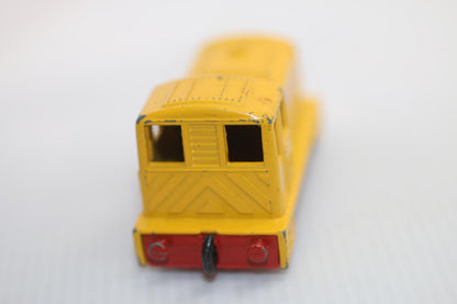 Matchbox Lesney #24 Yellow Diesel Shunter Die-Cast Vintage car toy