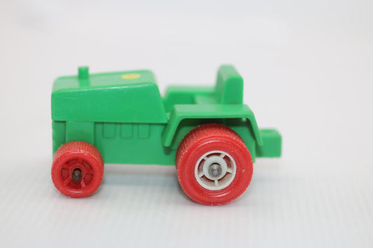 type TOMTE LARDAL VIKING PLAST SWEDEN N°111 TRACTor
