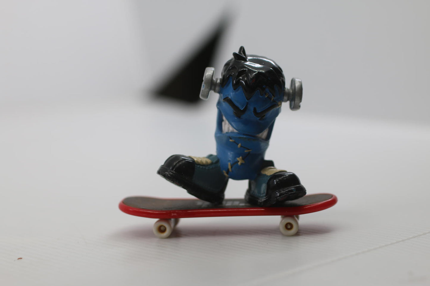 2002 Tech Deck Dude Frank N. Finger Figure #68 Crew Series Rare HTF VTG