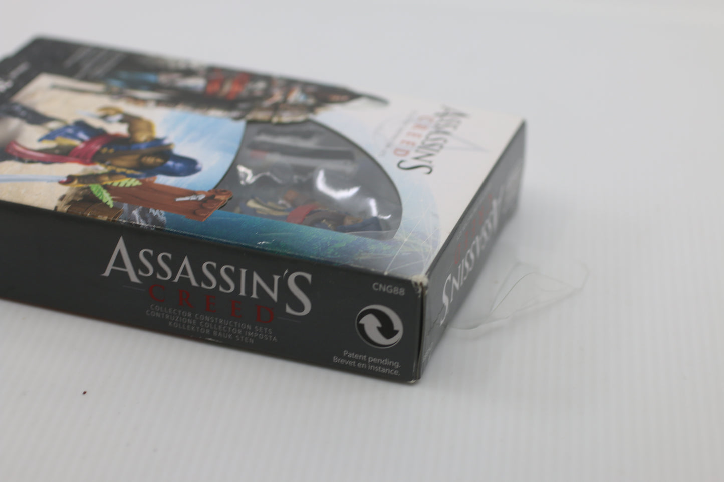 Mega Bloks UbiSoft 2015 Assassins Creed Adewale Figure NEW Wear Box