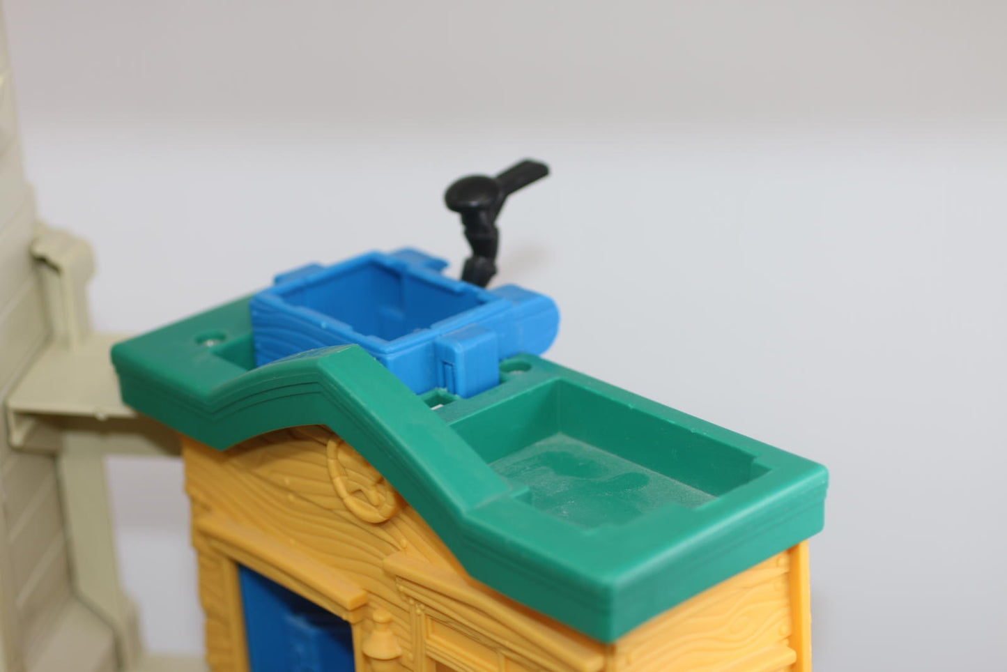 Vintage 1996 Fisher Price Great Adventure Wild Western Town Sheriff Hotel Bank