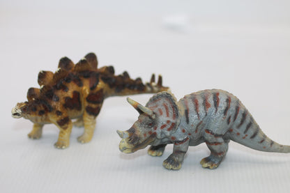 Stegosaurus & Triceratops Dinosaurs figures toys 2009&2002 toys played Schleich