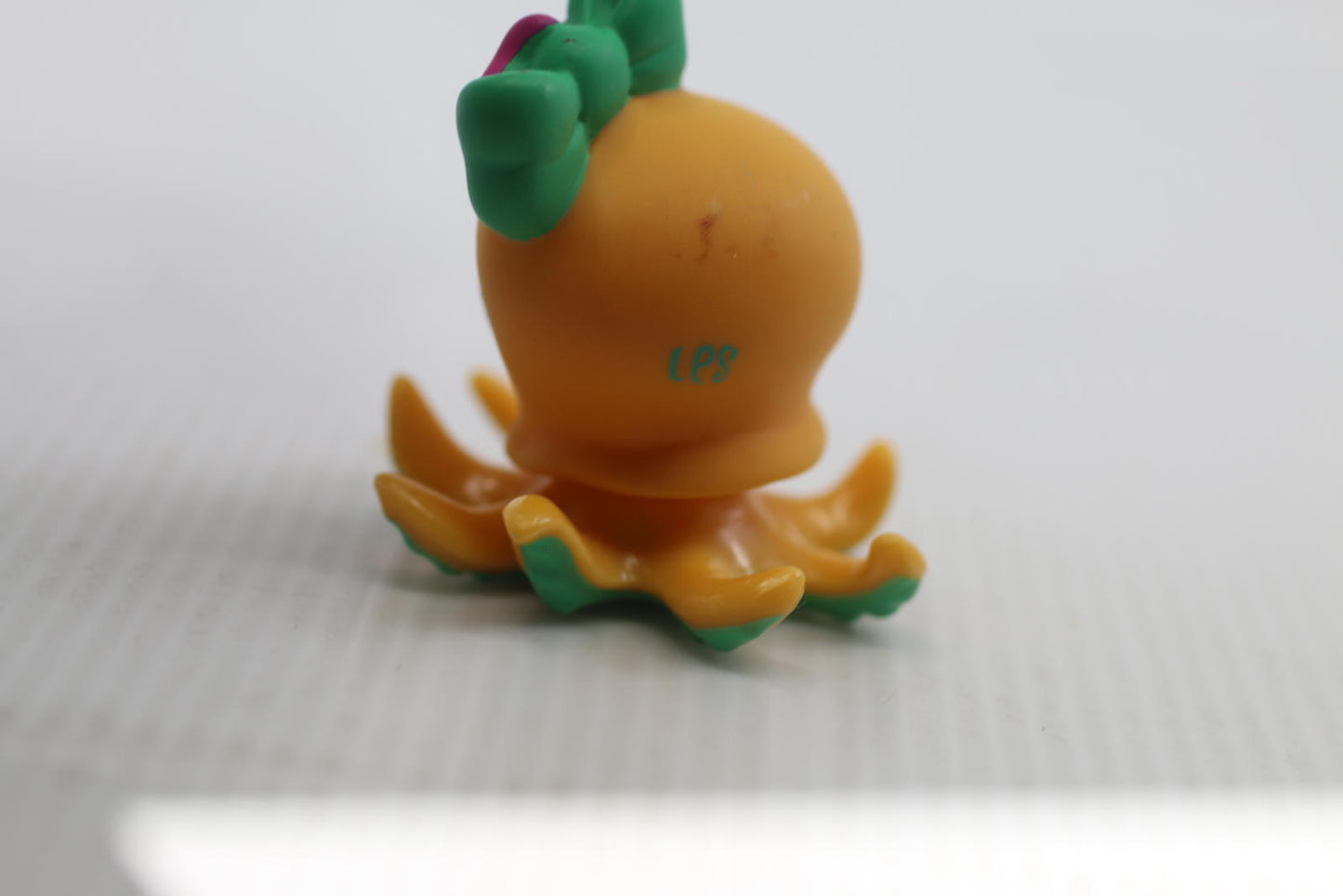 Littlest Pet Shop Pet Surprise Gen 7 Series 4 Exotic 231 Octopus LPS Blind Box