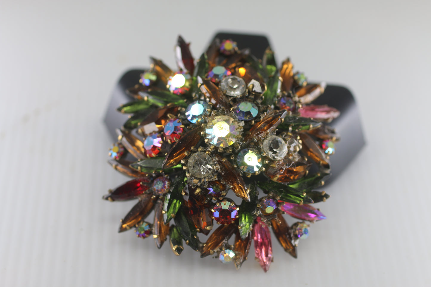 Vintage Stunning Mid-Century Rhinestone and Austrian Crystal style Brooch