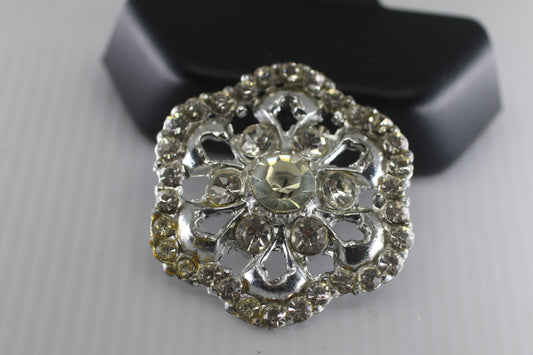 Vintage Silver Tone Cluster Rhinestone Crystal Brooch Pin Round Pendant