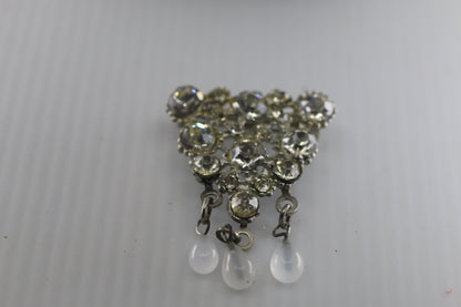 VINTAGE Crystal Brooch Pin with 3 faux perles diamond