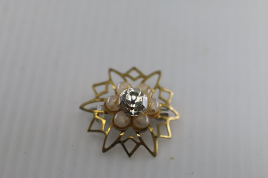 Star brooch gold, diamond rhinestone and pearl tone Lapel Pin