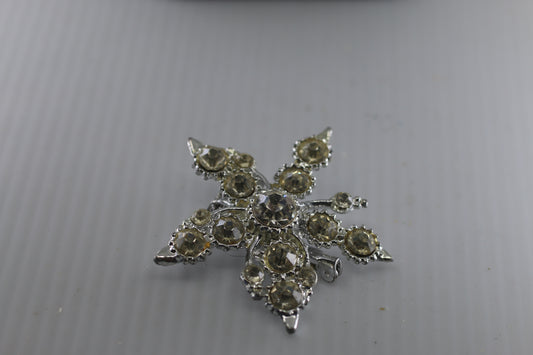 Star Rhinestone Pin Brooch Mid Century