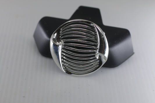 Lovely Vintage sylver Tone Brooch in Cage Bar design - abstract pin