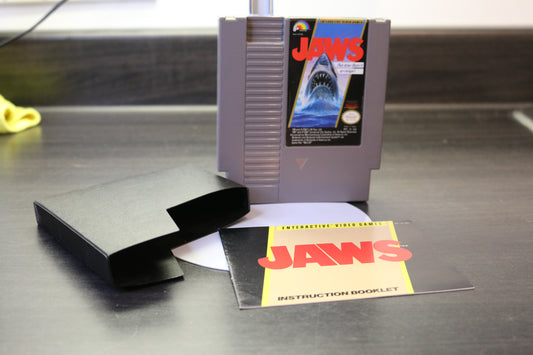 Jaws Nintendo Nes And Instruction Manual/Sleeve Cleaned Tested Authentic