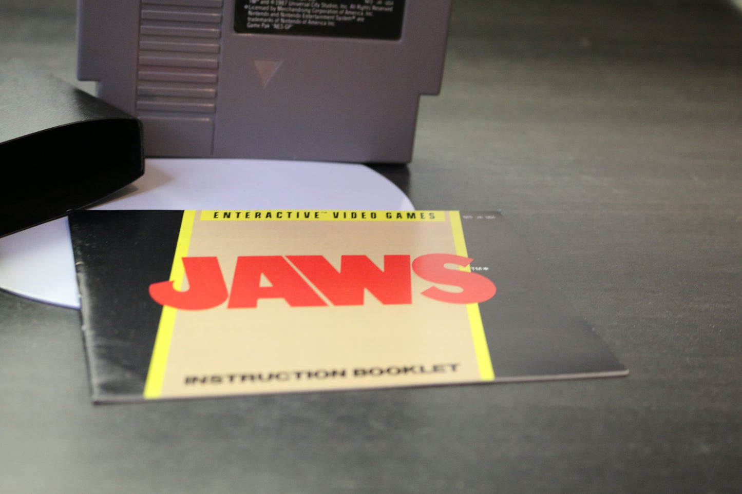 Jaws Nintendo Nes And Instruction Manual/Sleeve Cleaned Tested Authentic