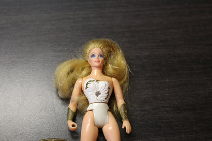 1984 She-Ra Princesses Of Power She-Ra / Shield Action Figure Series Doll