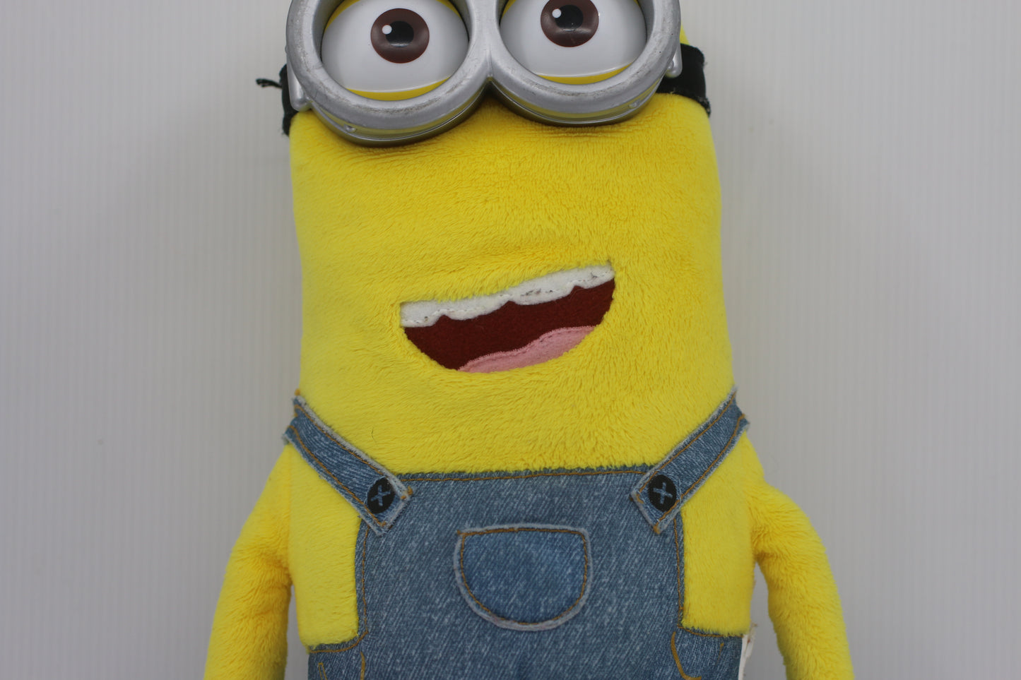 Large plush toy doll Figurine Minions Universal Studios Thinkway Toys